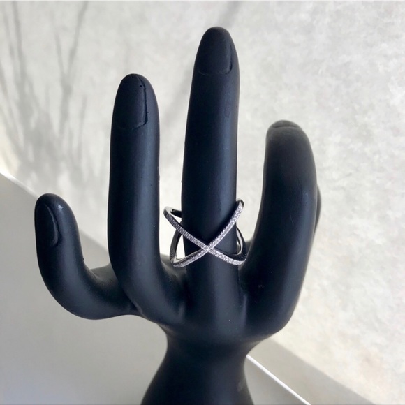 ❌Sterling Silver “X” Ring - Picture 2 of 5